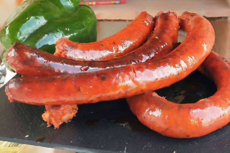 La longaniza ecuatoriana disponible en D’Carnilsa