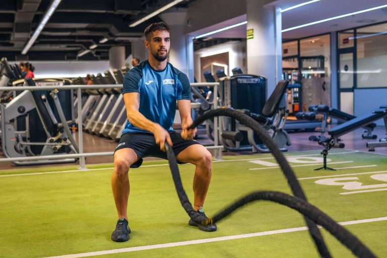 Entrenamiento de alta intensidad para quemar grasas, entre la amplia variedad de clases de VivaGym