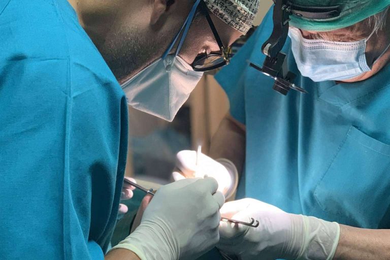 La revolución de la rinoplastia ultrasónica, por Clínica Rinos