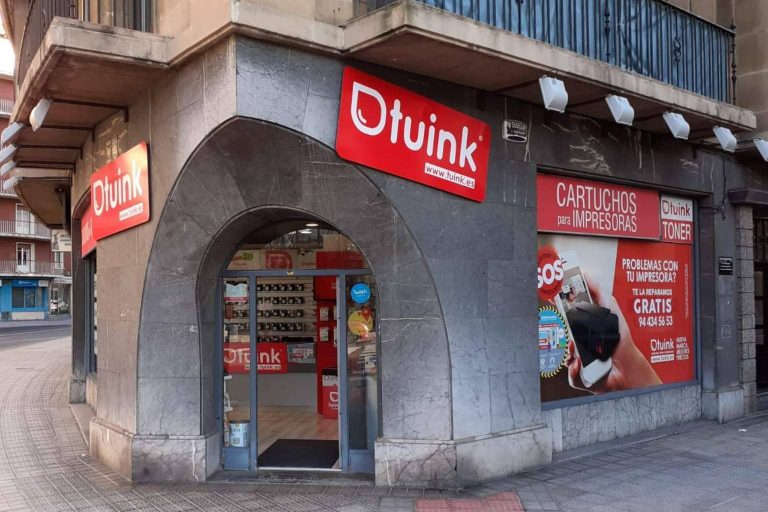 El equipo de profesionales de soporte técnico para impresoras de Tuink