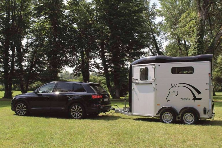 Transportar los caballos con seguridad con los remolques Cheval Liberté de Equus Life