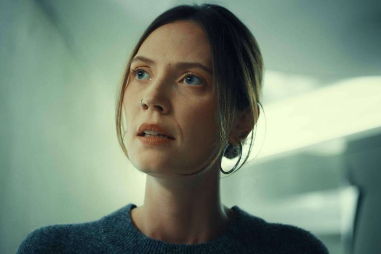 Un viaje cinematográfico por el mundo oscuro de la medicina con el director Alex García Mallarini