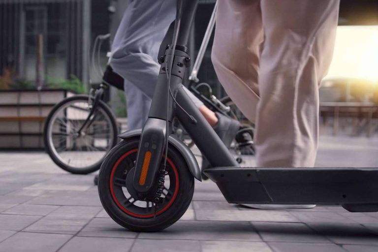 El mercado asegurador, agitado por Línea Directa y su seguro de movilidad personal