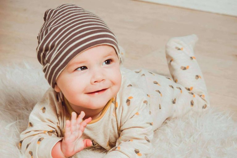 Es posible comunicarse con el bebé, según la catedrática María Ángeles Cerezo