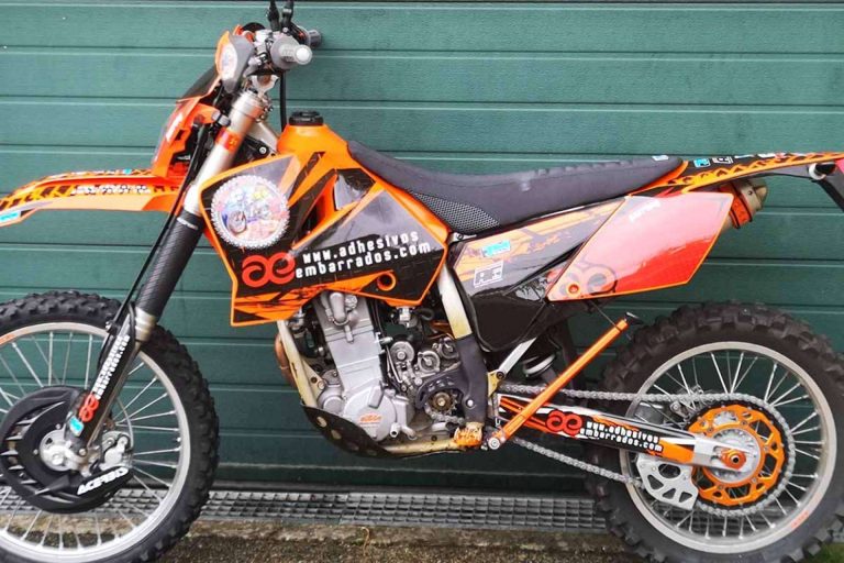 JM-Fundas dispone de fundas para asientos de motos para motocross