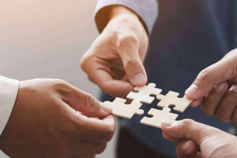 USTANI The Human School, la escuela de coaching y liderazgo que forma a los líderes del mañana