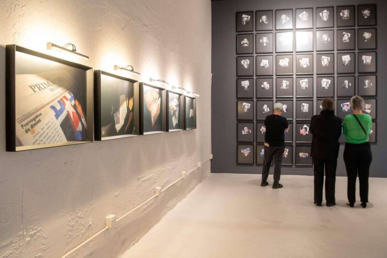 'Lecturas difíciles' de Jesús Hdez-Güero se exhibe en Arts Connection Foundation