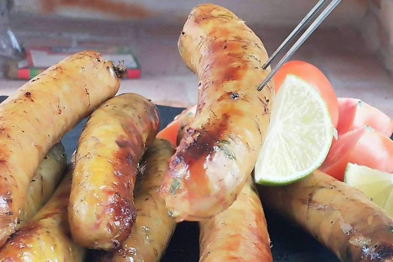 En París los chorizos colombianos de D'Carnilsa triunfan