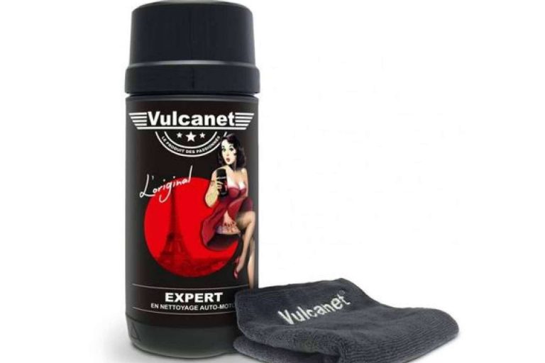 Las toallitas para limpiar vehículos en seco permiten ahorrar agua con Vulcanet Auto (by Ceroil)