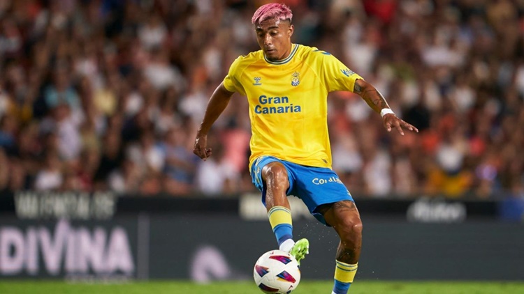 Julián Araujo FC Barcelona Deco