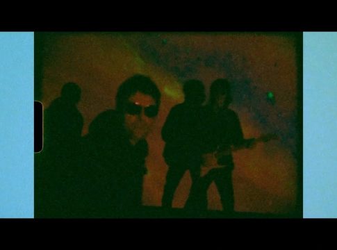 Miniatura del vídeo: Liam Gallagher & John Squire - Just Another Rainbow (Official Video)