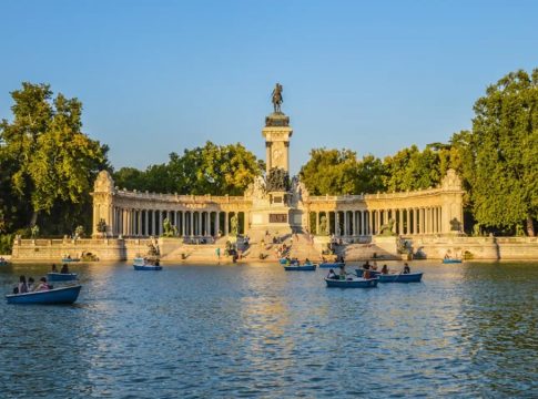 Madrid Semana Santa destino Barcelona