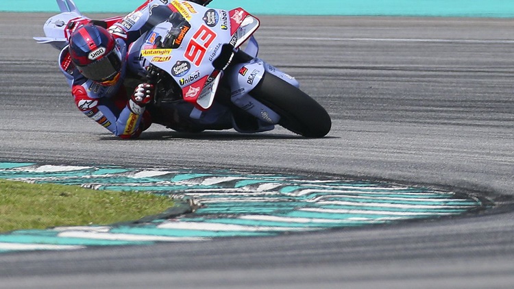 Ducati se posiciona en la guerra de Márquez y Bagnaia