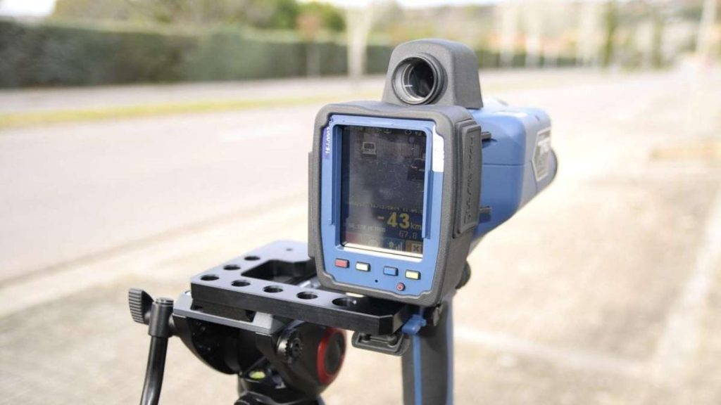 El plan de la DGT para multarte con radares va más allá de Semana Santa 6 Alternativas a los radares: soluciones innovadoras