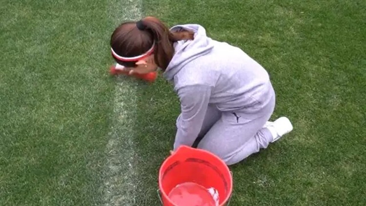 Niña Sporting de Gijón 8M