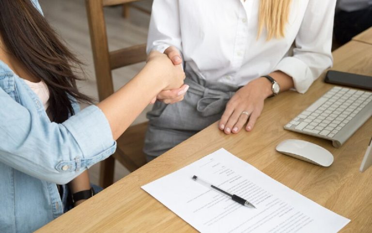 Financia tu futuro con préstamos estudiantiles