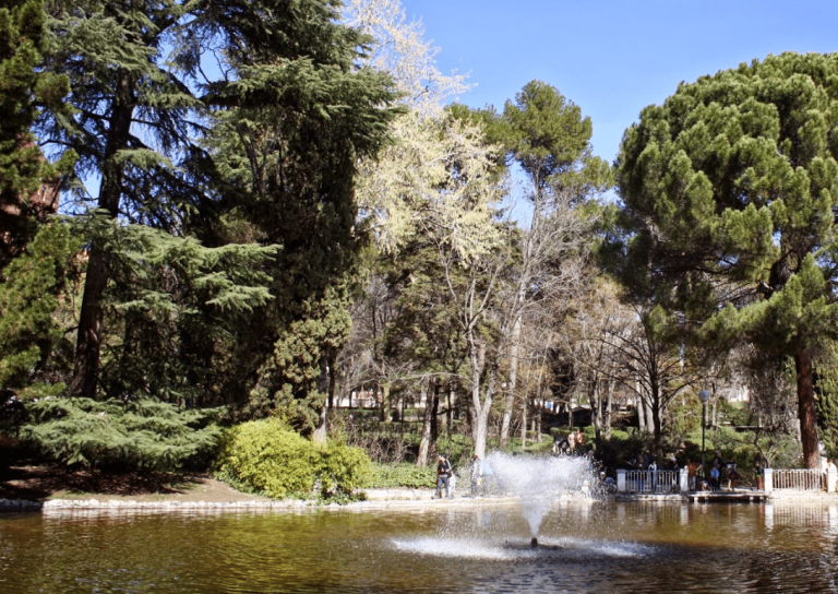 Quinta de Los Molinos: El Parque Secreto de Madrid que florece en primavera
