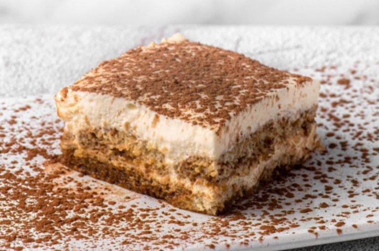 Receta de tiramisú clásico para celebrar el día mundial de este postre italiano