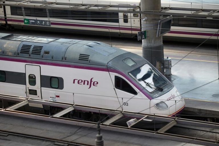 Renfe convoca una oferta de empleo público