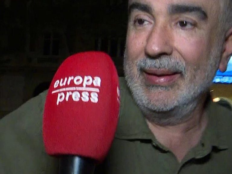 Agustín Pantoja explota con la prensa tras el concierto de su hermana