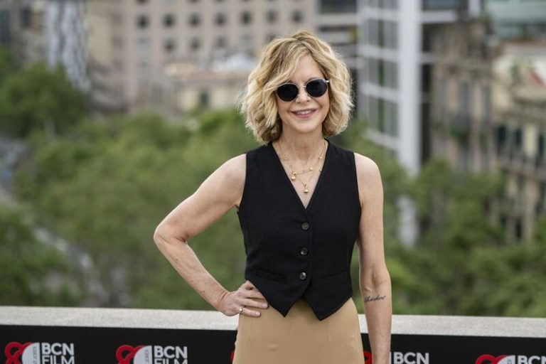 Entrada trinfal de Meg Ryan en el BCN Film Fest: «El cinismo es demasiado fácil»