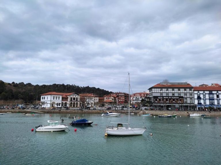 Las temperaturas se desploman este lunes en toda España y se prevé precipitaciones fuertes en el este de Cataluña