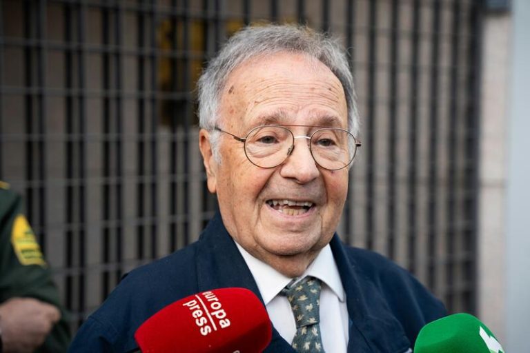 Manos Limpias lamenta que Sánchez no dimita y anuncia más pruebas que apuntarán esta vez al propio presidente