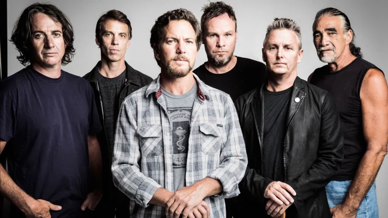 Pearl Jam mantiene vivo el sonido del grunge en pleno 2024