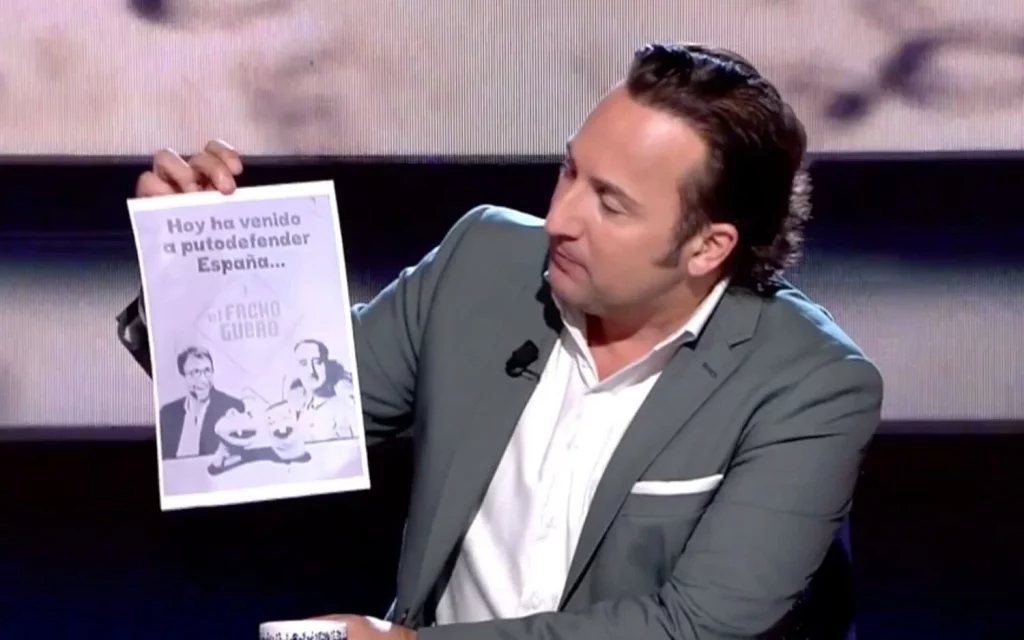 La "cabeza" de Íker Jiménez, tema de conversación en 'Cuarto Milenio' tras lo sucedido con Pablo Motos