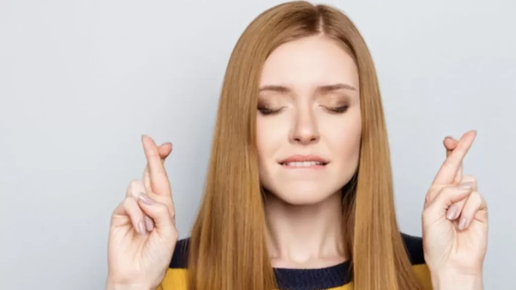 Qué dice la ciencia sobre cruzar los dedos y la suerte 1 ¿Y la ciencia? Los sitios en donde cruzar los dedos tiene poco que ver con la buena suerte