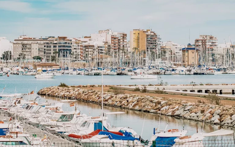 Torrevieja líder del mercado inmobiliario en la Costa Blanca