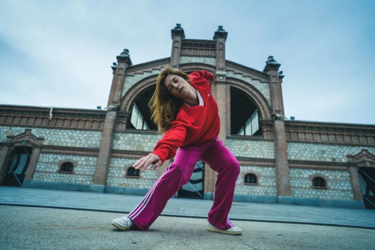 Matadero Madrid adelanta el Día Internacional de la Danza con el estreno absoluto de Sola