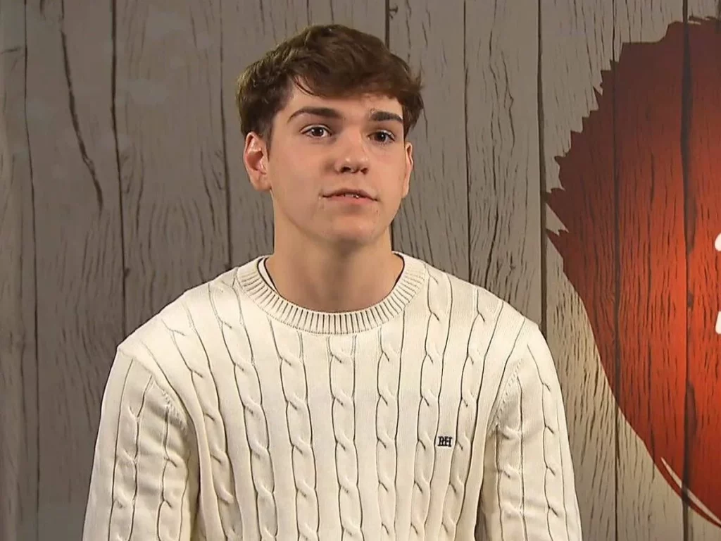 "Pregunté si me estaban vacilando". Un pretendiente de 'First Dates' destapa las mentiras del programa de Cuatro 74 "Pregunté si me estaban vacilando". Un pretendiente de 'First Dates' destapa las mentiras del programa de Cuatro