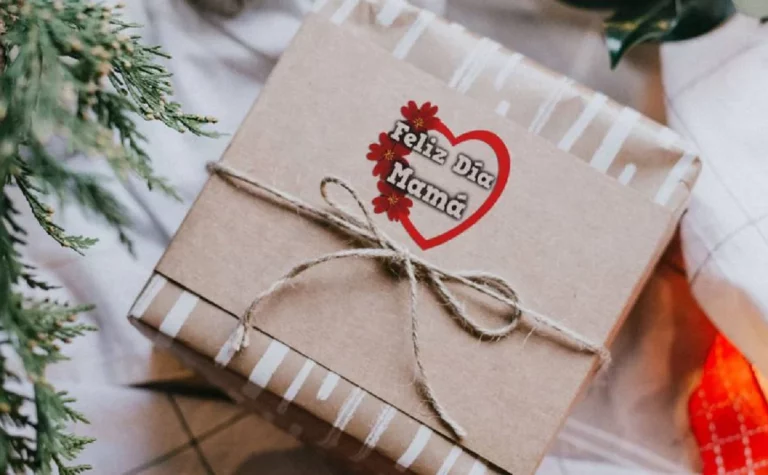 Funda personalizada para el Día de la Madre en Hashtag Movil