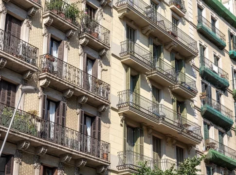 El déficit de vivienda en España El déficit de vivienda en España: un desafío de oferta