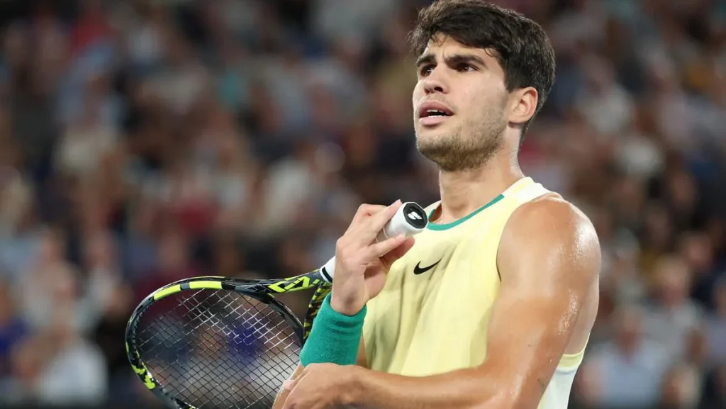 Carlos Alcaraz cambia su calendario para remontar posiciones en la ATP 1 Carlos Alcaraz