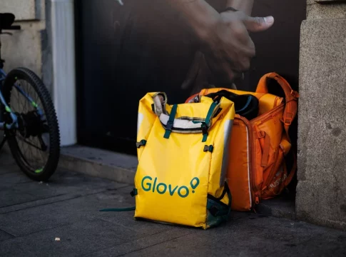 Wallapop se ha vuelto uno de los puntos clave de los negocios paralelos que nacen por los «falsos autónomos» de Glovo y Uber Eats