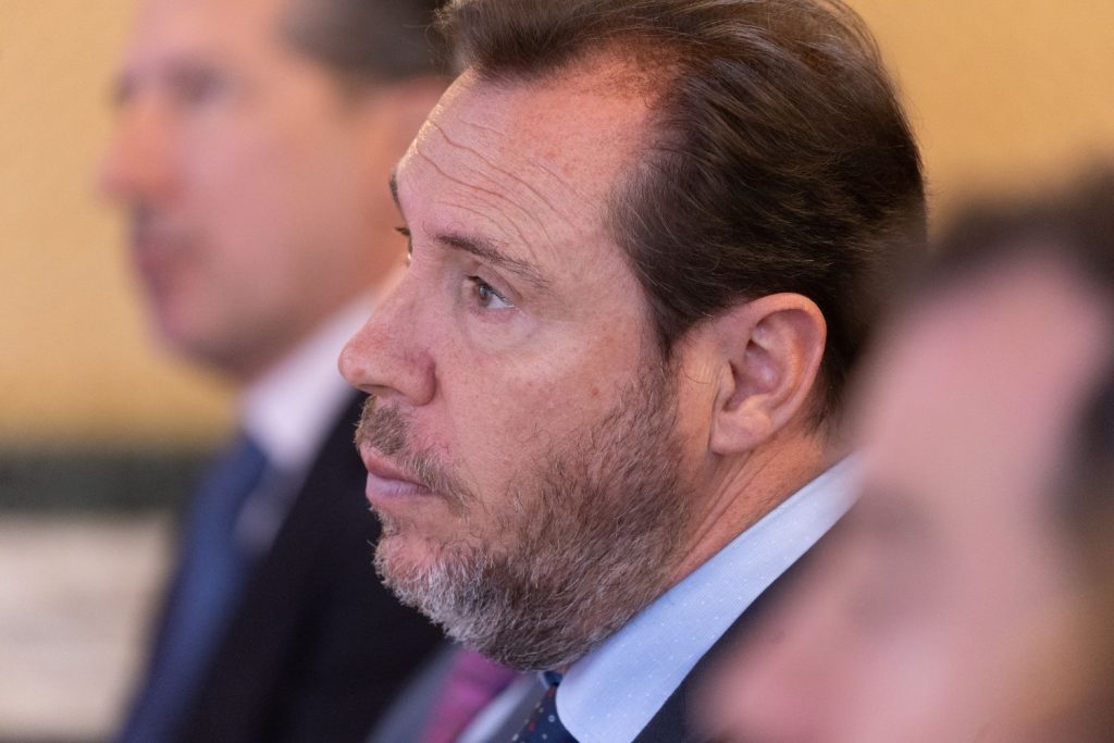 EuropaPress 5858874 ministro transportes movilidad sostenible oscar puente presentacion sello 1