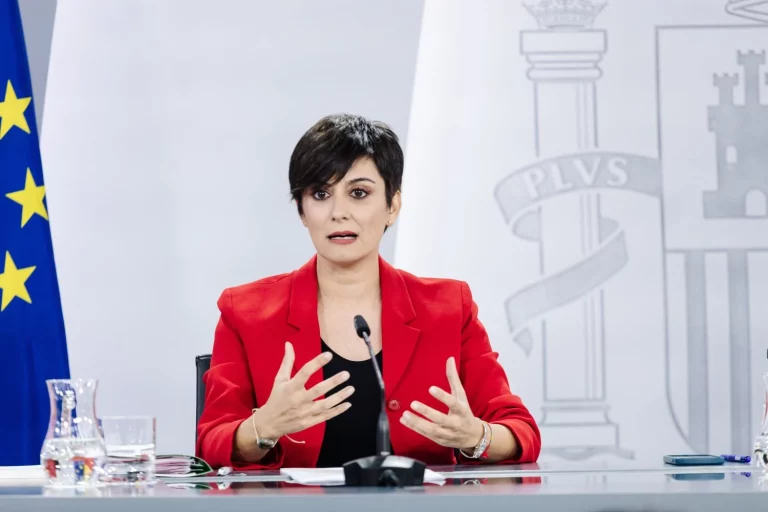 Rodríguez pide un pacto de Estado sobre vivienda y analiza más de 50 avales ICO para 17.000 pisos