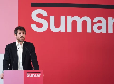 Urtasun da sus primeros pasos en la «descolonización» aunque esta parece menos ambiciosa de lo esperado