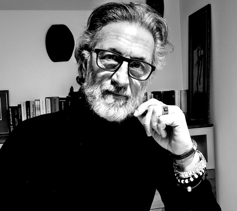 'Treinta y tres', el nuevo thriller de Joan A. Merino que seduce al género negro