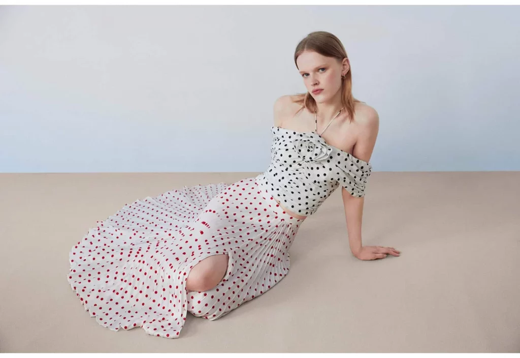 5 vestidos holgados y fresquitos de Sfera para este calor de primavera 137 5 vestidos holgados y fresquitos de Sfera para este calor de primavera