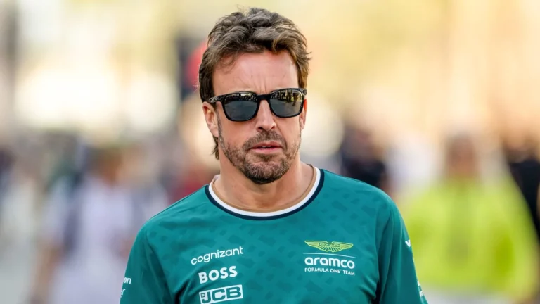 Fernando Alonso rompe los pronósticos de Aston Martin