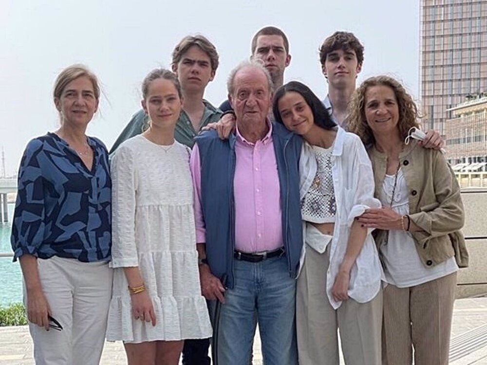 Juan Carlos I se llevaba estas mujeres a palacio y engañaba a Sofía en Zarzuela, según un excoronel
