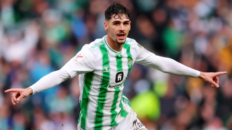 Johnny Cardoso puede dejar un dineral en las arcas del Betis