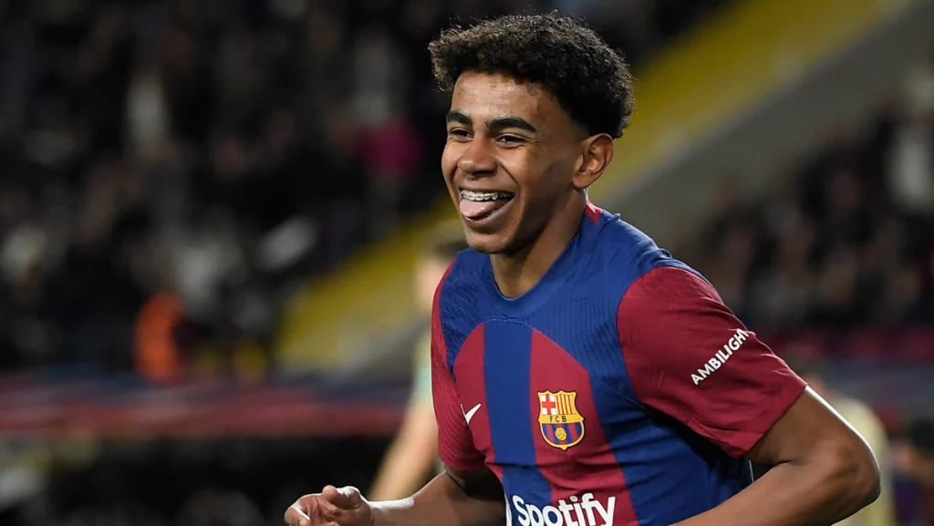 Lamine Yamal recibe noticia trágica de su amiga especial Alex Padilla 21 Lamine Yamal