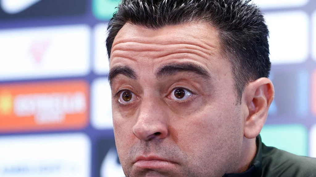 Las decisiones tácticas de Xavi en tela de juicio