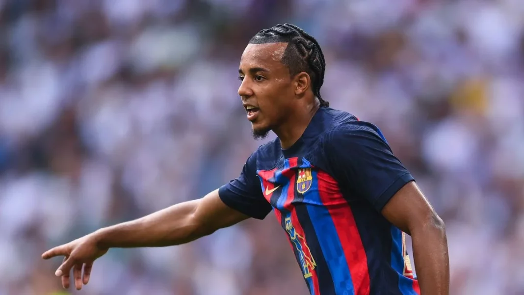 Koundé aprovecha su momento de subidón para desplumar al FC Barcelona. Fuente: Agencias