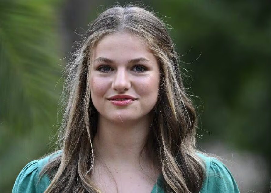 Leonor queda a escondidas con un hombre en viajes secretos lejos de Zarzuela