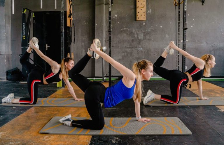 Los mejores leggins push up de Decathlon no tienen costura y están rebajados 10 euros